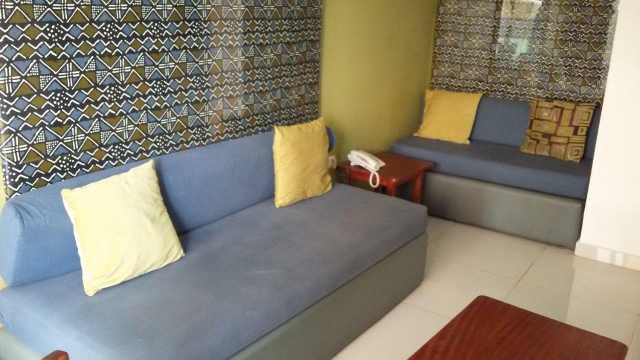 Residence Bertille Abidjan Cocody מראה חיצוני תמונה
