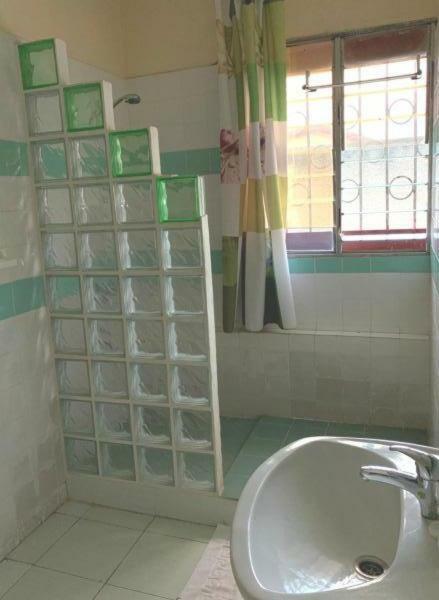 Residence Bertille Abidjan Cocody מראה חיצוני תמונה